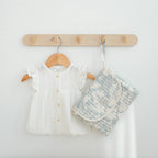 Emong Twall de Joie Portable Diaper Changing Pad Mat